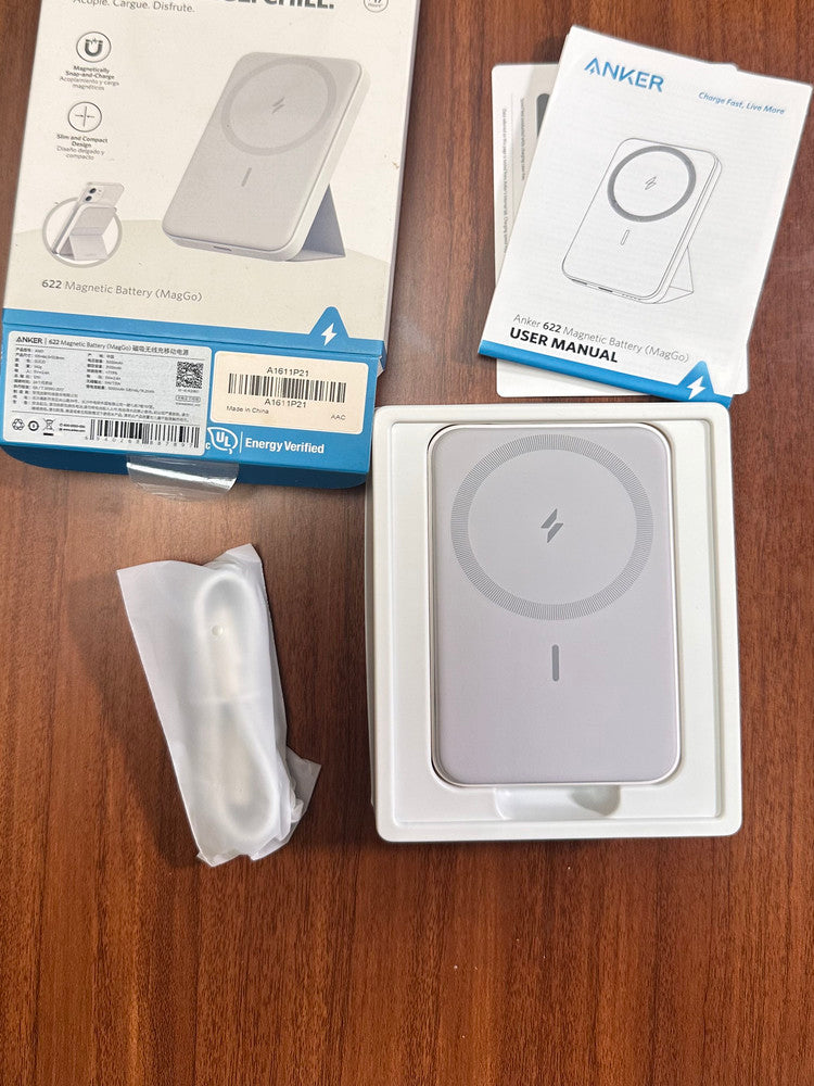 Anker 622 Magnetic Wireless Charging Battery